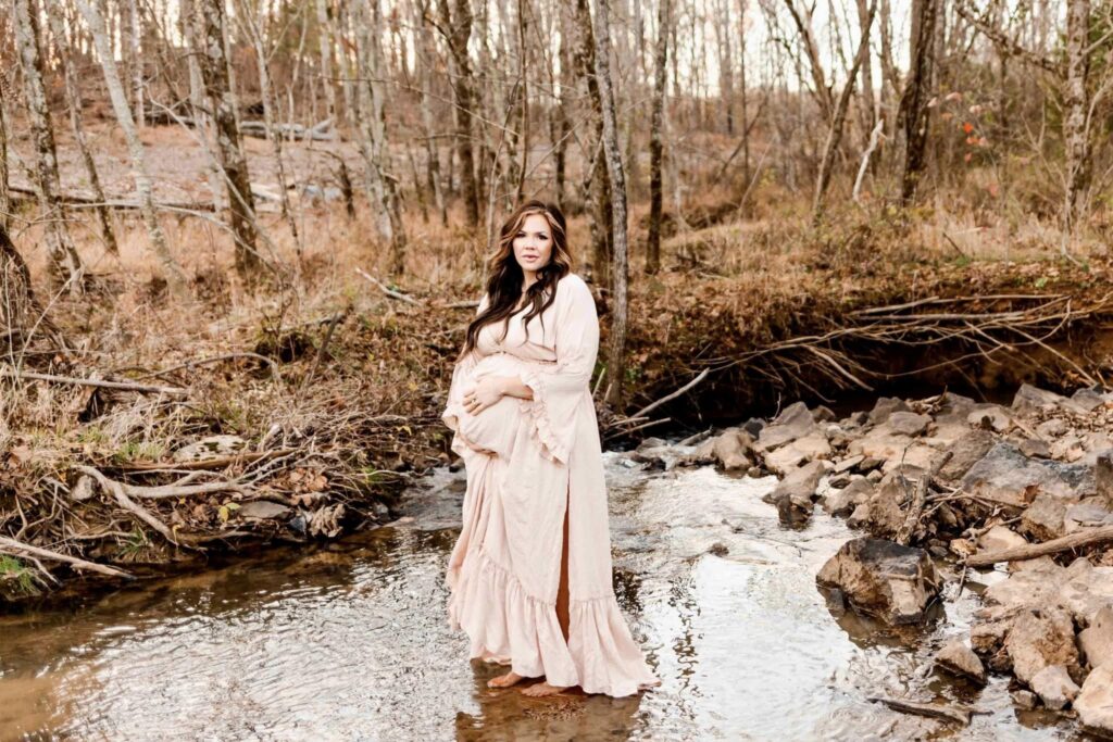 Outdoor maternity session | Alabama maternity photographer