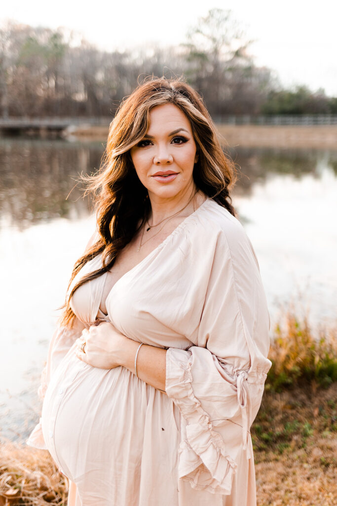 Outdoor maternity session | Alabama maternity photographer