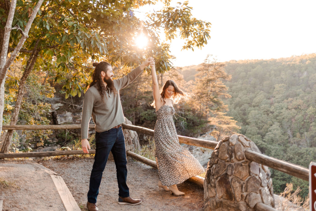 Cloudland Canyon overlook adventure couple session | Georgia couple photographer