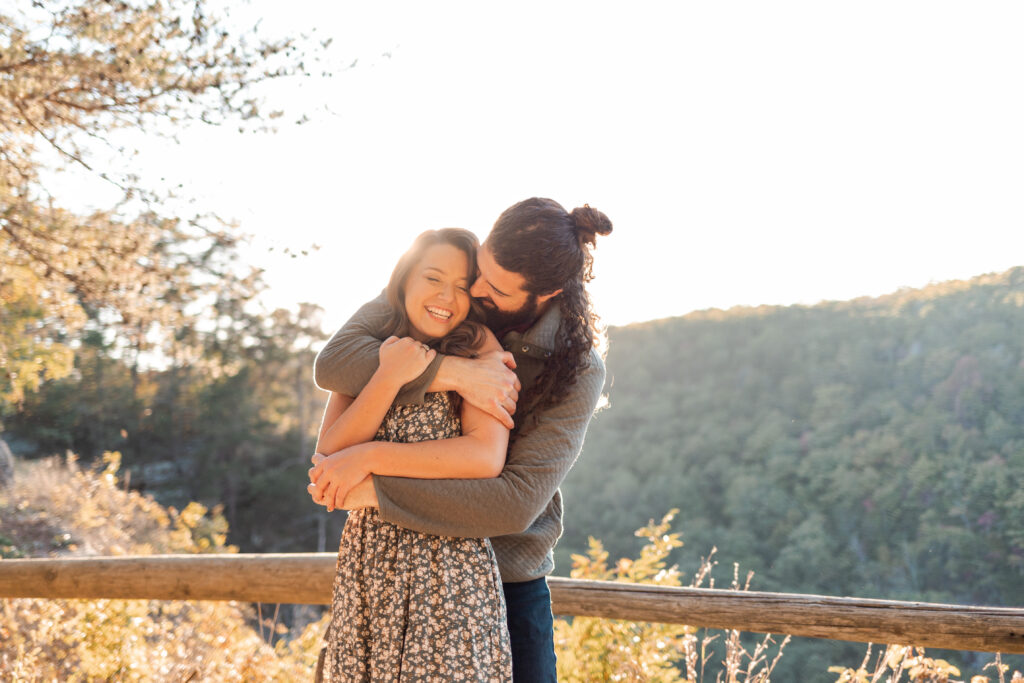 Cloudland Canyon overlook adventure couple session | Georgia couple photographer