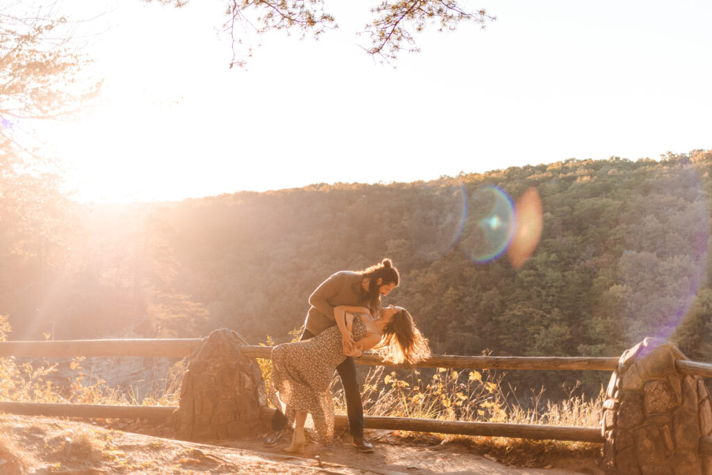 Cloudland Canyon overlook adventure couple session | Georgia couple photographer