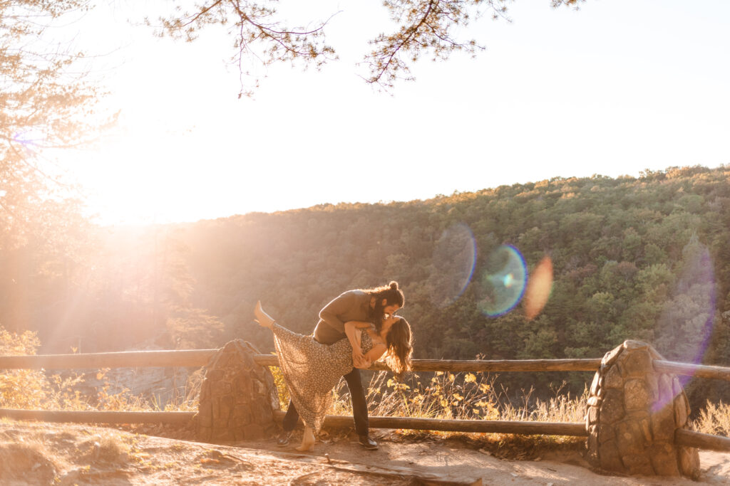 Cloudland Canyon overlook adventure couple session | Georgia couple photographer