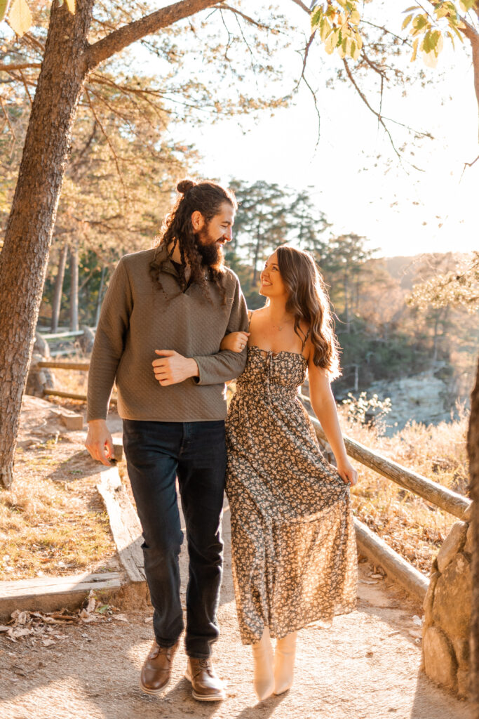 Cloudland Canyon overlook adventure couple session | Georgia couple photographer