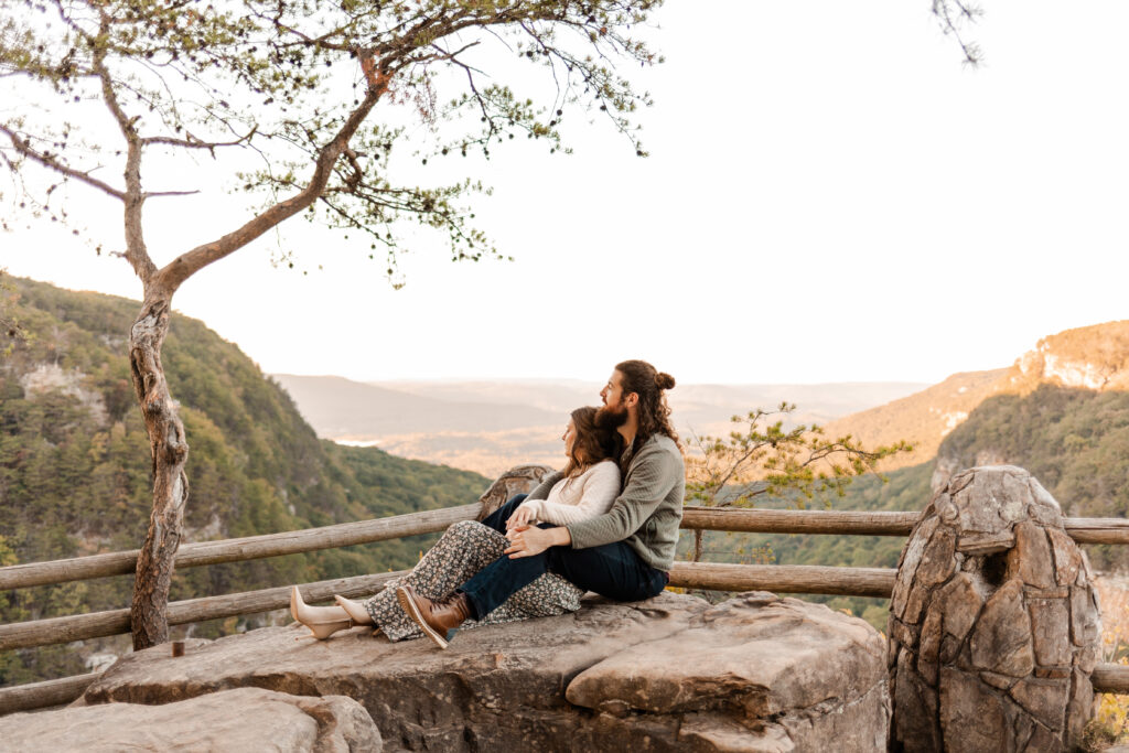 Cloudland Canyon overlook adventure couple session | Georgia couple photographer