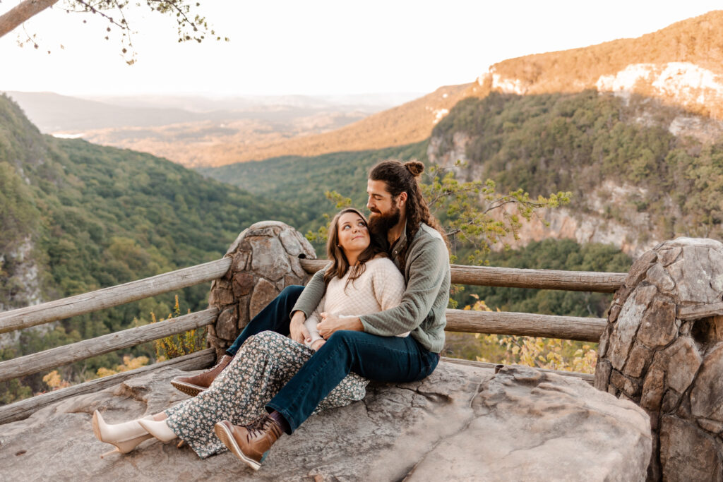 Cloudland Canyon overlook adventure couple session | Georgia couple photographer