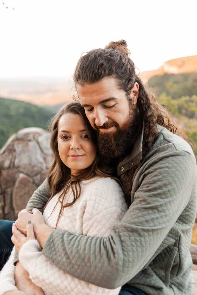 Cloudland Canyon overlook adventure couple session | Georgia couple photographer