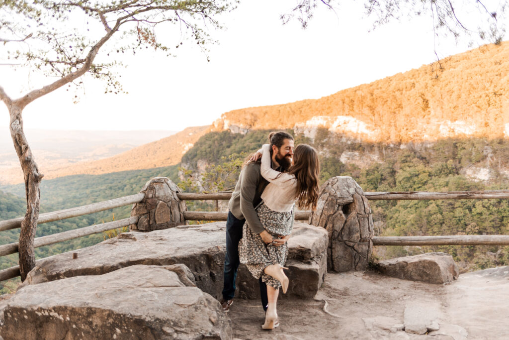 Cloudland Canyon overlook adventure couple session | Georgia couple photographer