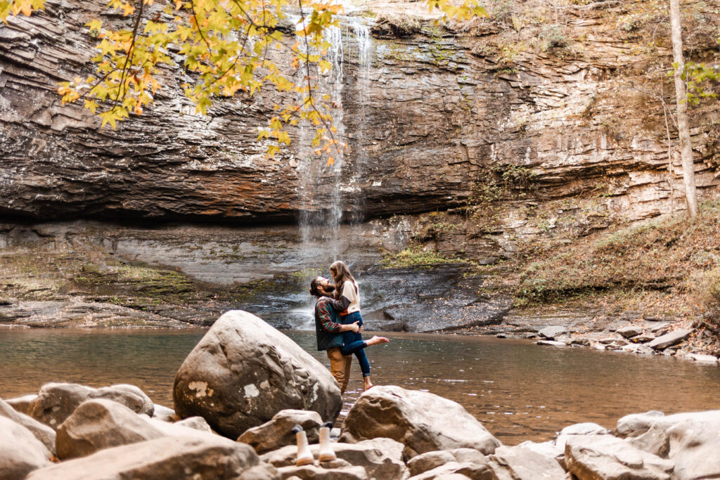 Cloudland Canyon adventure couple session | Georgia couple photographer