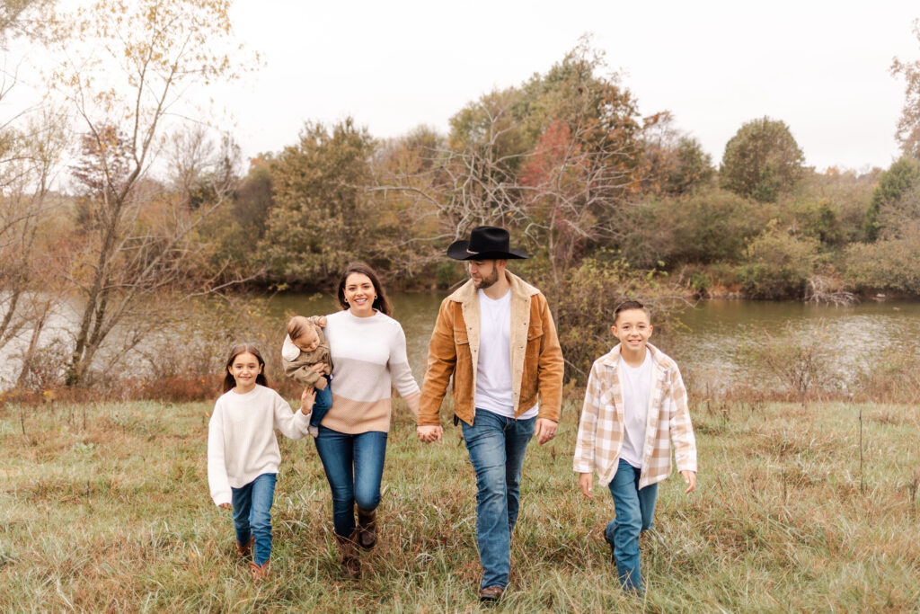 At-home family ranch session | Alabama family photographer