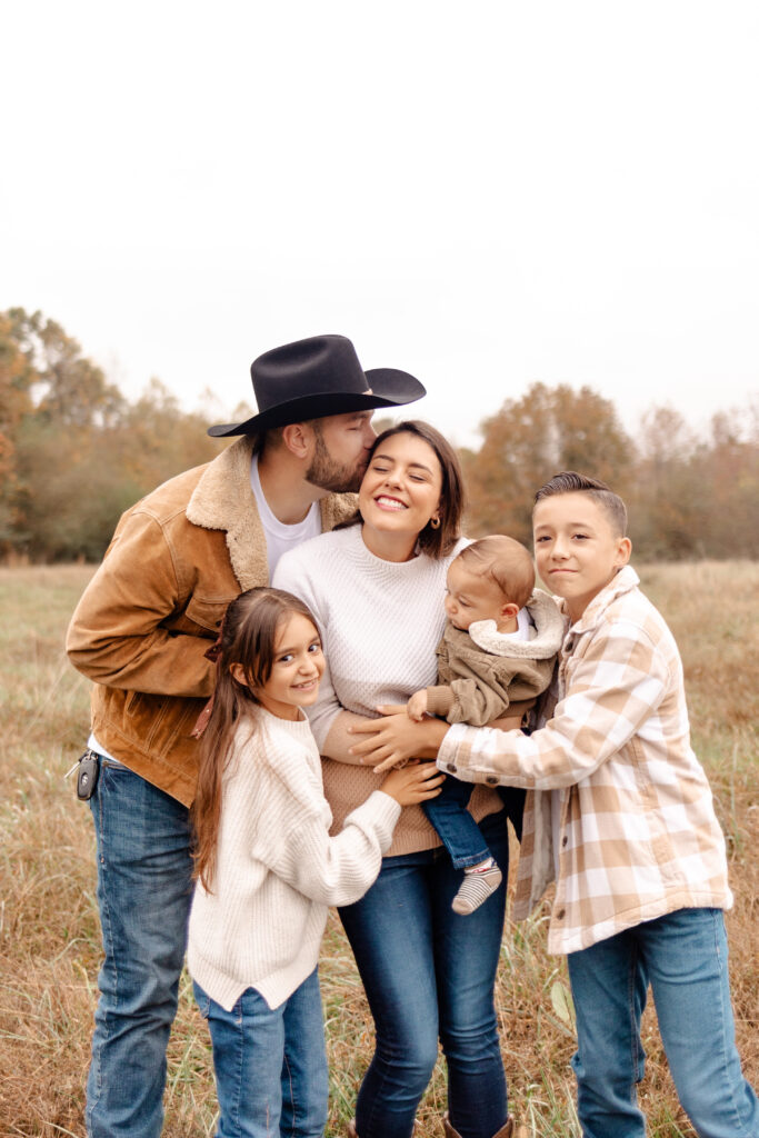 At-home family ranch session | Alabama family photographer