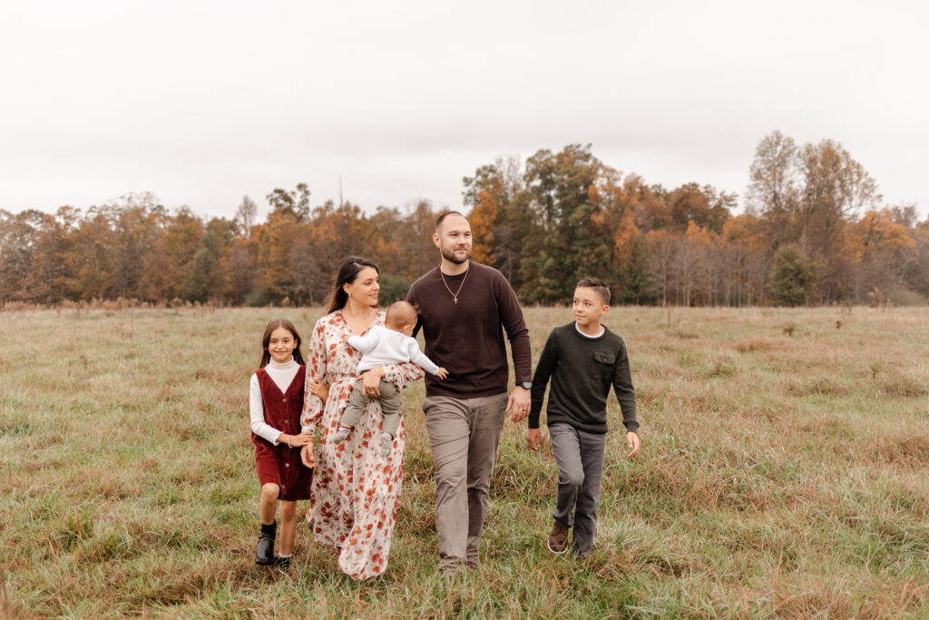 At-home family ranch session | Alabama family photographer