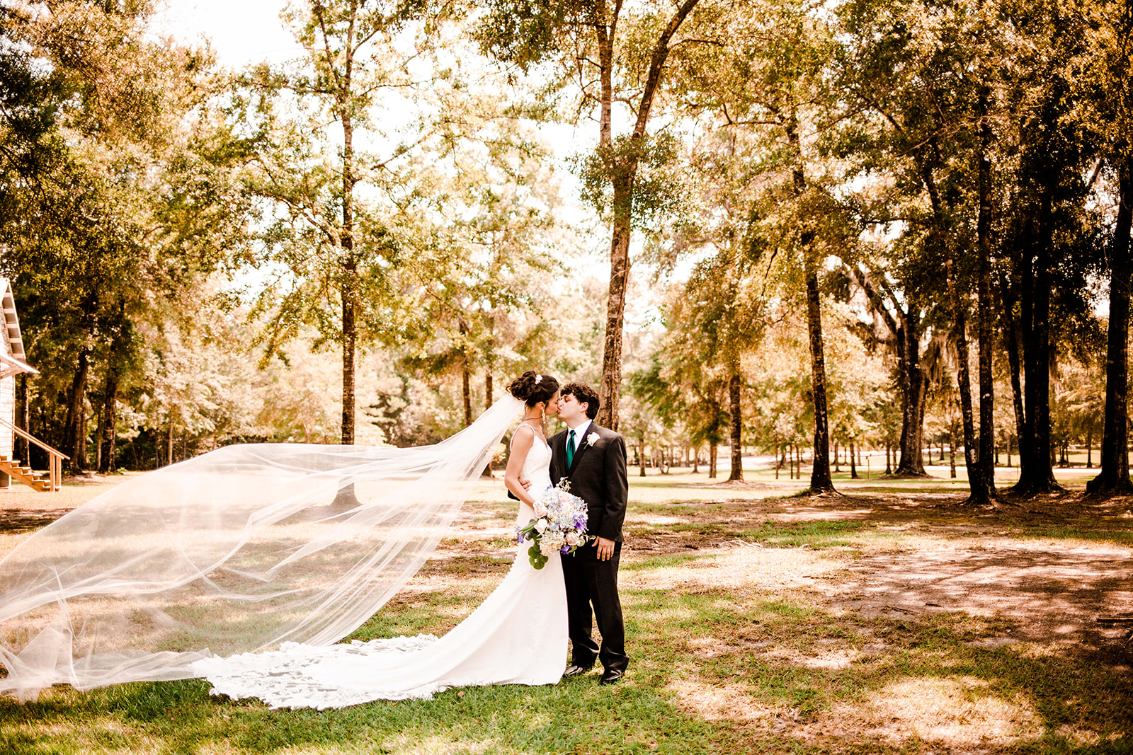 Small town chapel wedding | North Alabama, Georgia, and Tennessee photographer