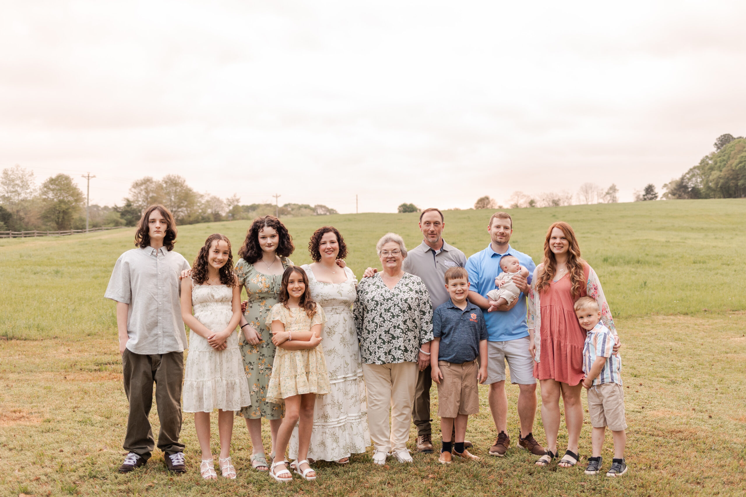 Multi-generational outdoor family session | North Alabama, Georgia, and Tennessee photographer