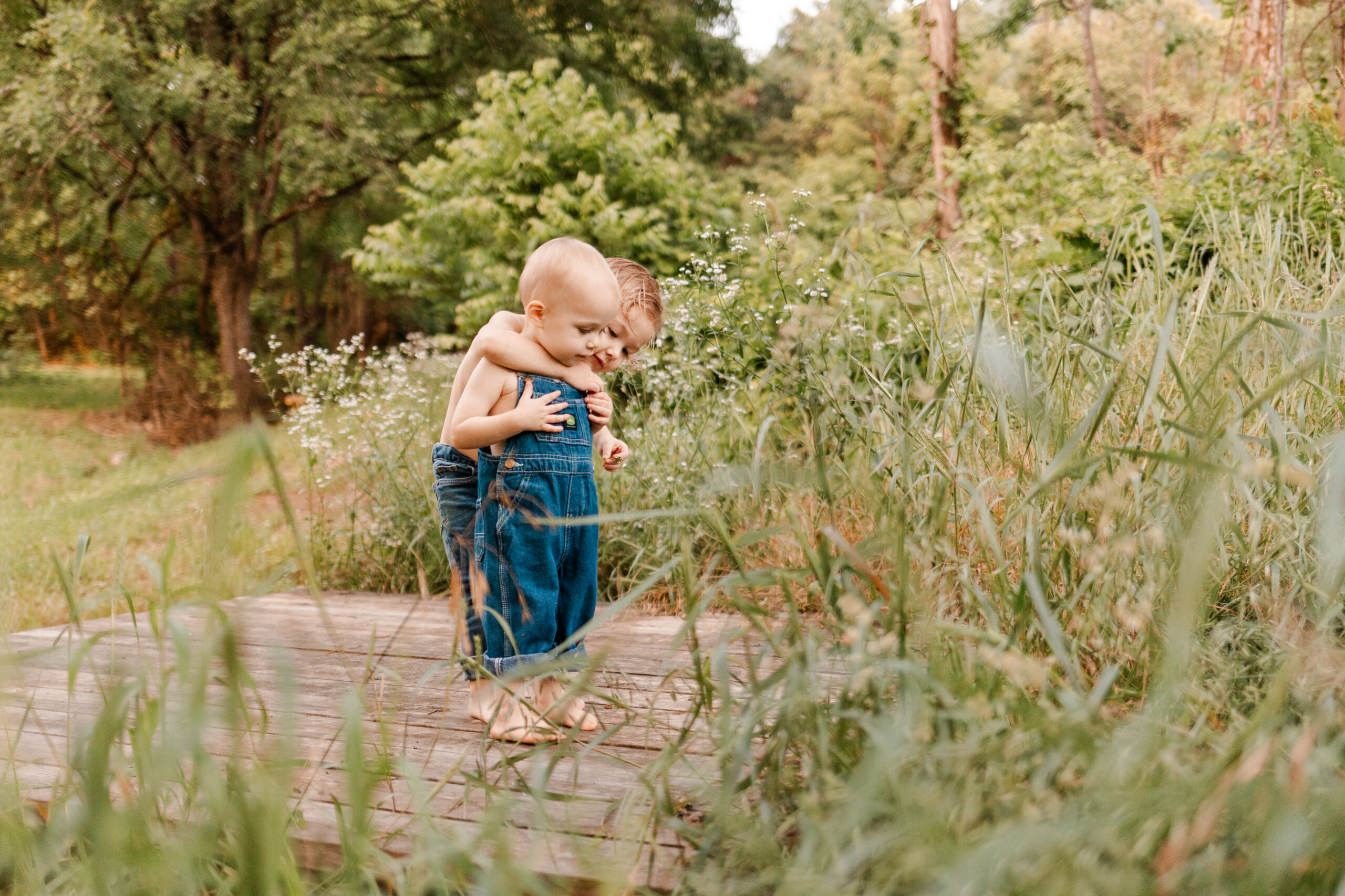 Creekside summer minis | North Alabama, Georgia, and Tennessee photographer