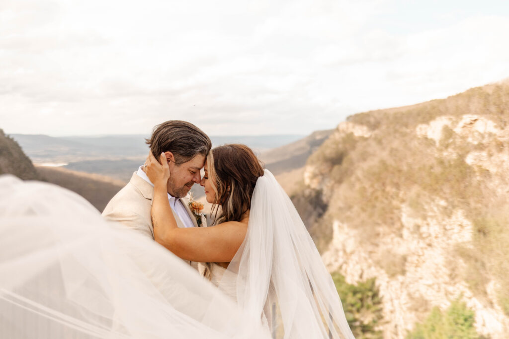 Intimate Cloudland Canyon elopement | North Alabama, Georgia, and Tennessee photographer
