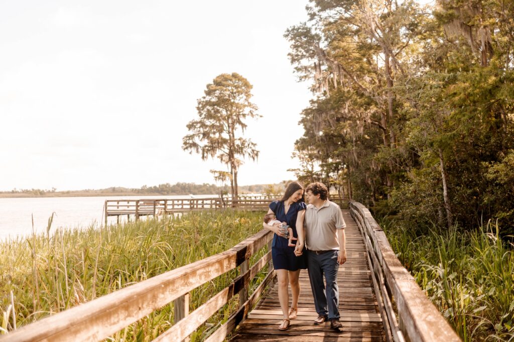 Outdoor family newborn session | North Alabama, Georgia, and Tennessee photographer